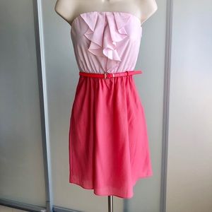 ❌SOLD❌ Express Belted Strapless Dress